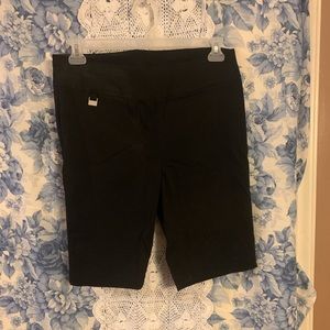 Rafaella Bermuda shorts NWT size 12 - 02